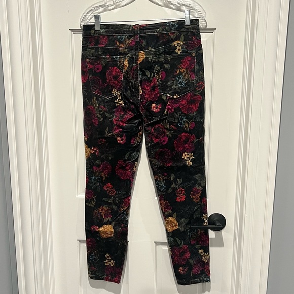 Anthropologie Pilcro Mid Rise Velvet Floral Skinny Jeans Size 28 Pants Black - Picture 7 of 11